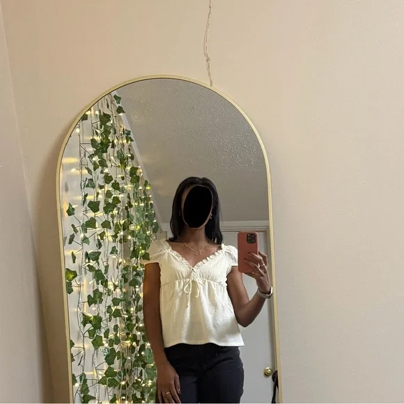 White Ruffle Top - Picture 1 of 6